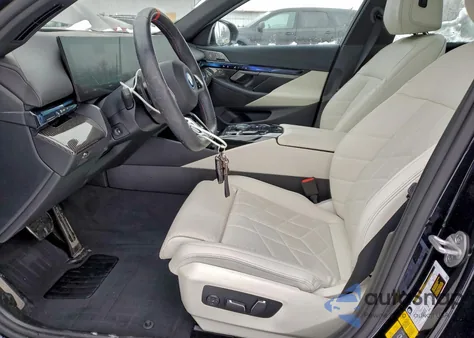 2024 BMW I5 M60 z USA, uszkodzony, nr VIN WBY43FK06RCP08546